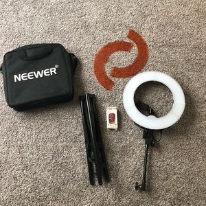 Neewer Ring Light 14 Inch LED with light stand